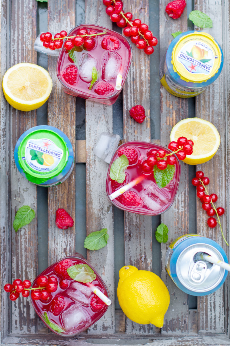 Johannisbeer-Himbeer-Cocktail ohne Alkohol
