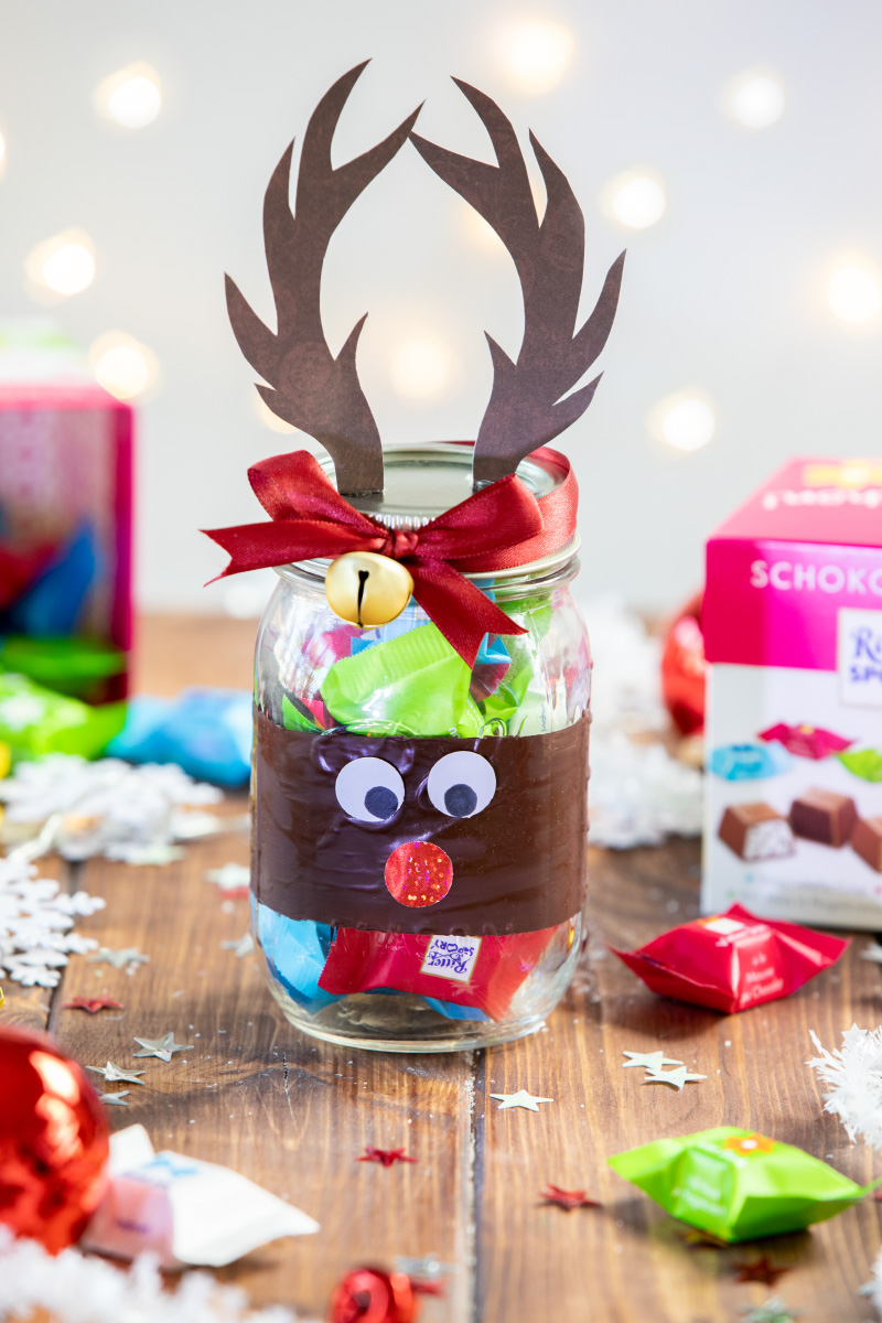 3 DIY Geschenke: Rudolph-Schokoladen-Glas, Schokoladen-Zipfelmützen und Schokokeks-Backmischung im Glas