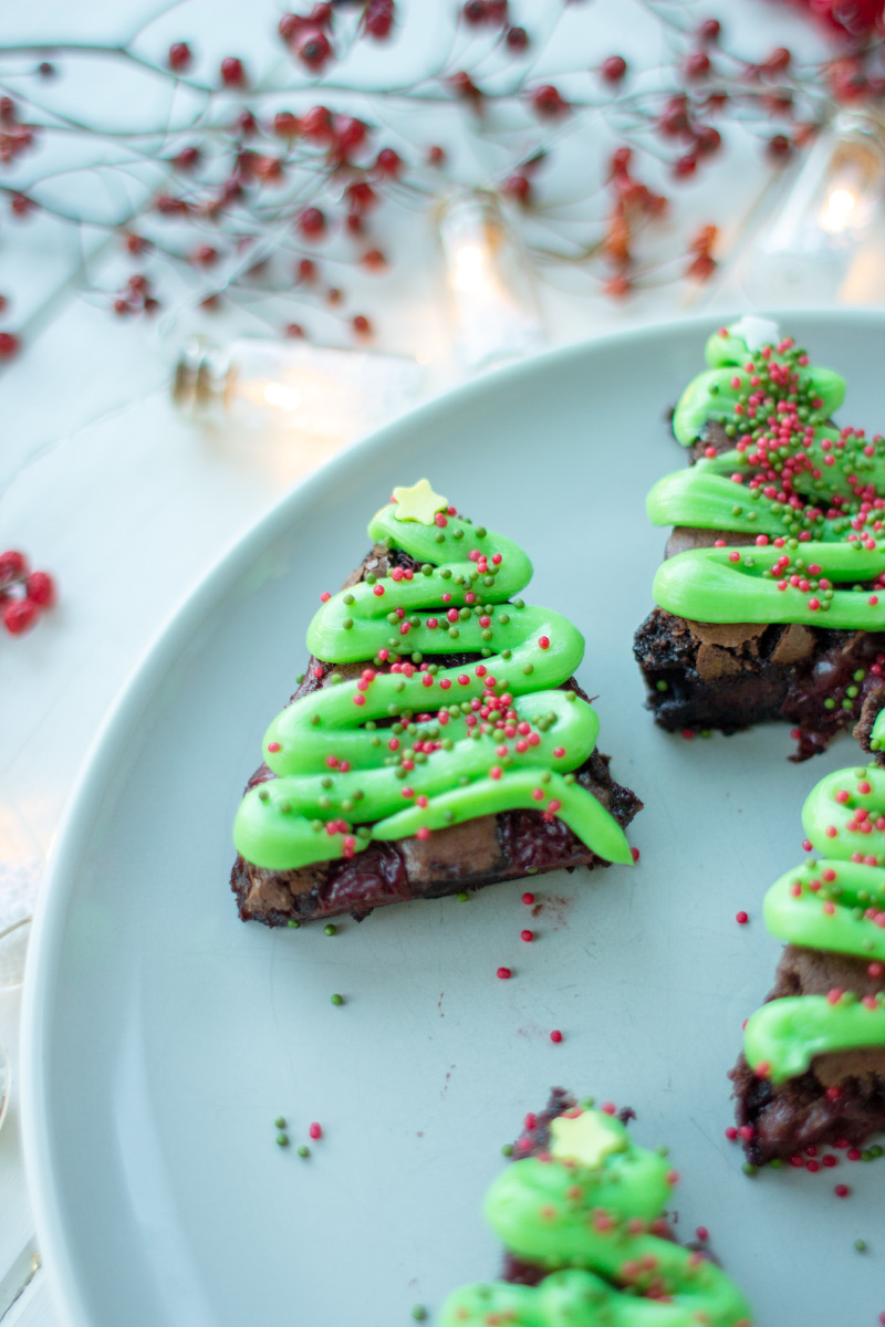 Weihnachtliche Tannenbaum-Brownies