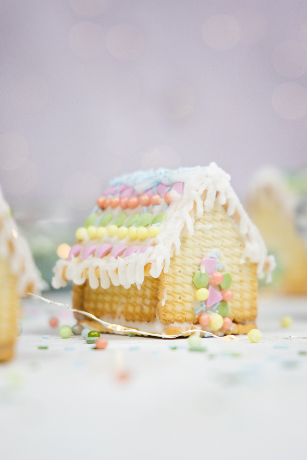 DIY Kekshäuschen mit Dr. Oetker Dekor Kreation