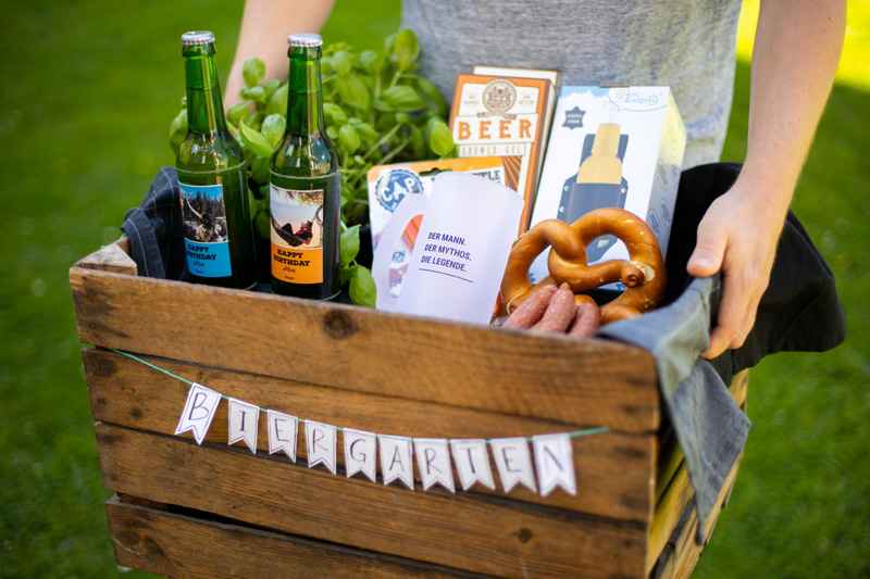 Männer Geschenk: DIY Biergarten selber machen