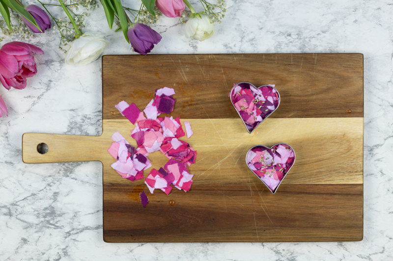 Make heart-shaped seed bombs yourself