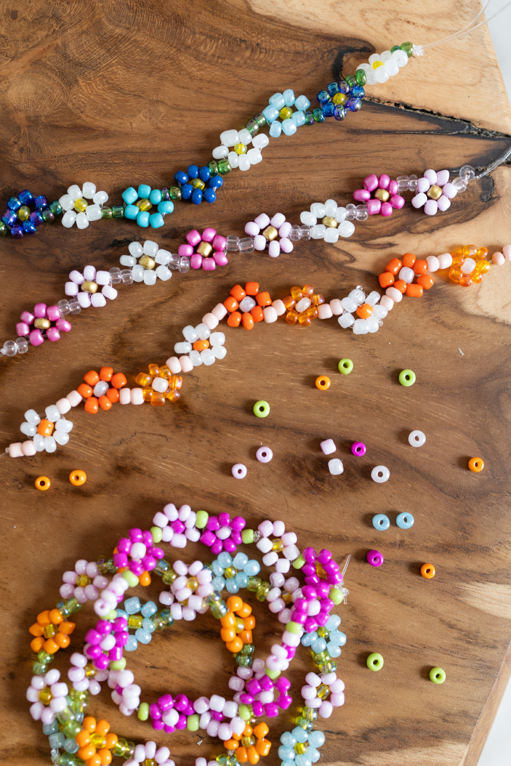 DIY flower bracelet made of beads
