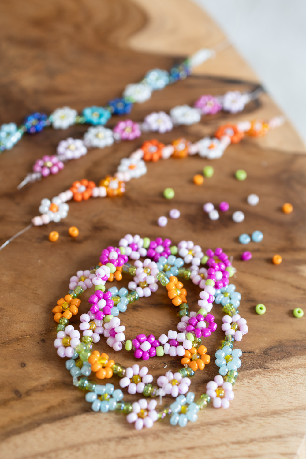 DIY flower bracelet made of beads