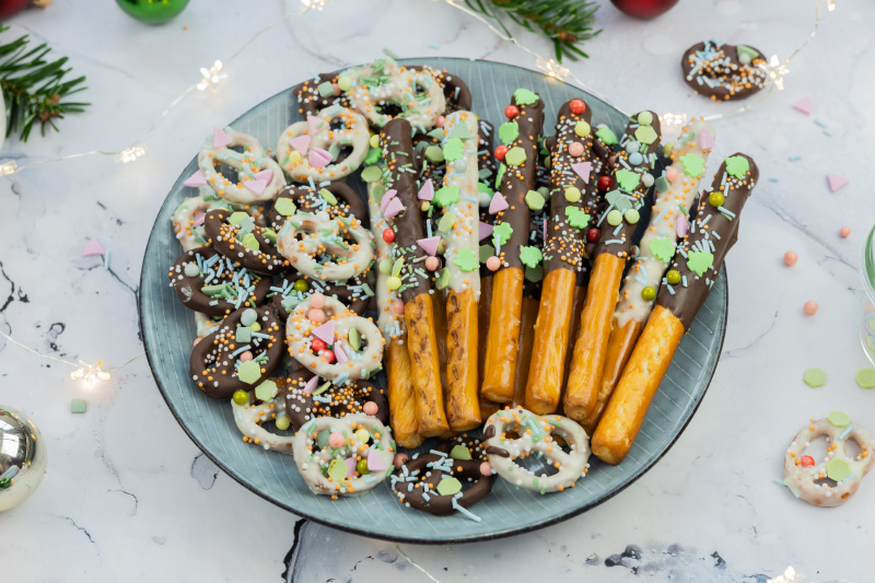 Make your own chocolate pretzels and chocolate pretzel sticks