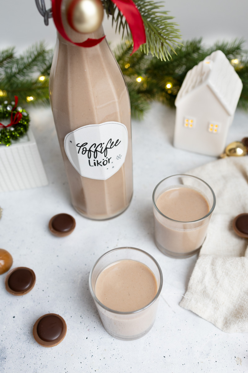 Einfaches Rezept für Toffifee-Likör