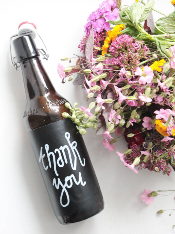 Gastpost: Blumen hübsch verpacken & Glasflaschen Upcycling