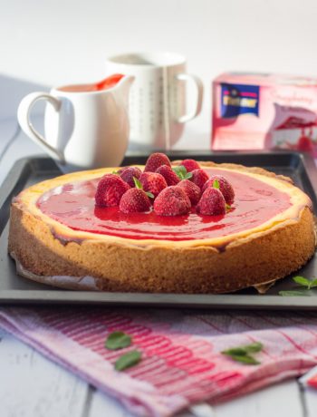 Strawberry Cheesecake mit Meßmer Kuchentee