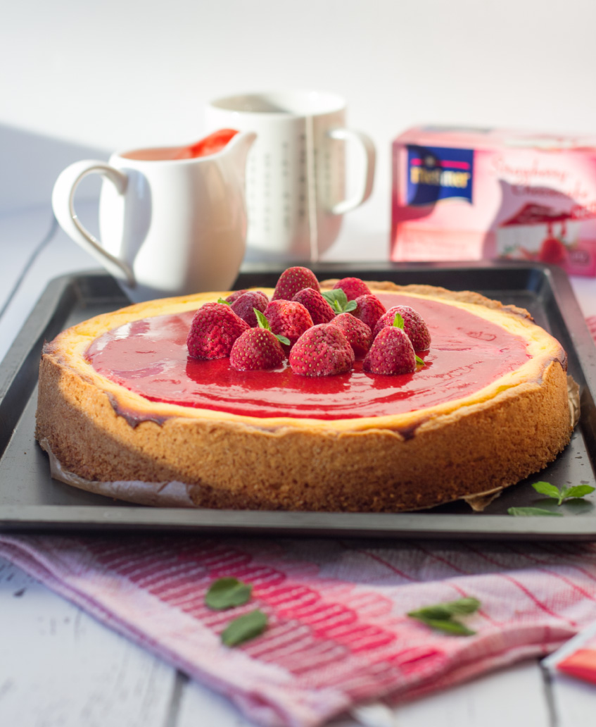 Strawberry Cheesecake mit Meßmer Kuchentee
