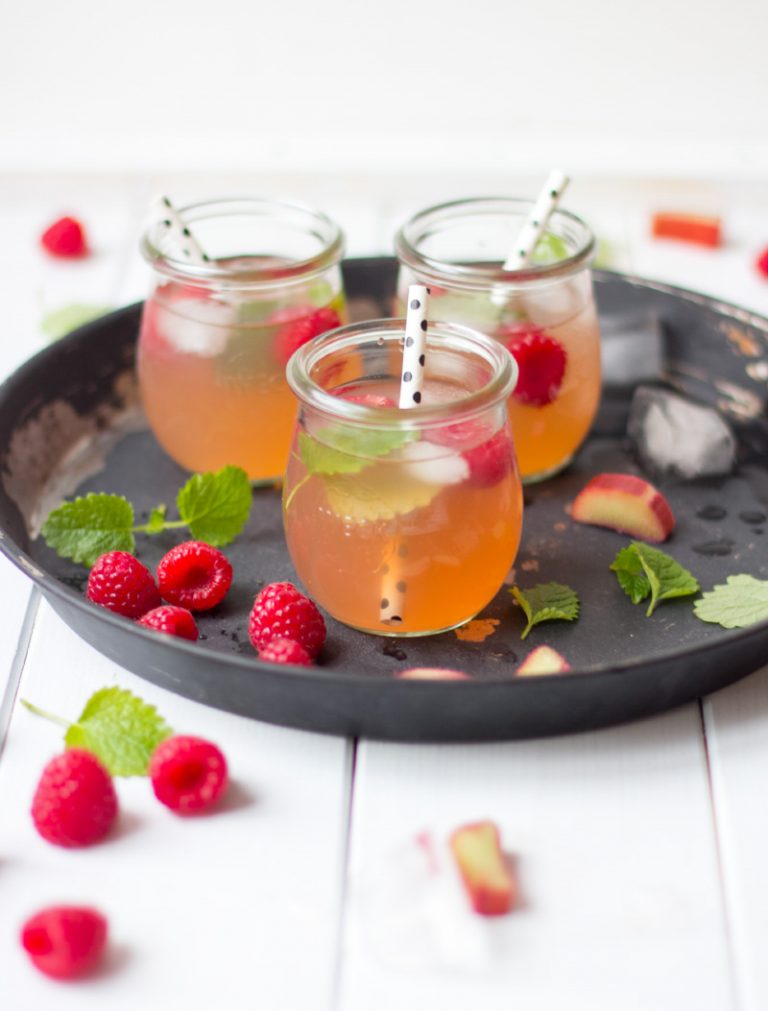 Alkoholfreier Wassermelonen-Beeren-Cocktail ohne Zucker! - TRYTRYTRY