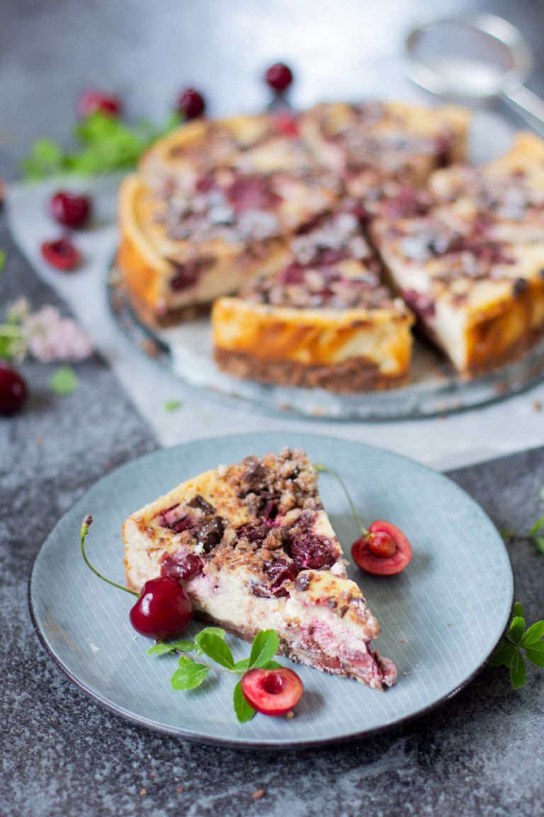 Schokoladen Käsekuchen mit Kirschen - TRYTRYTRY