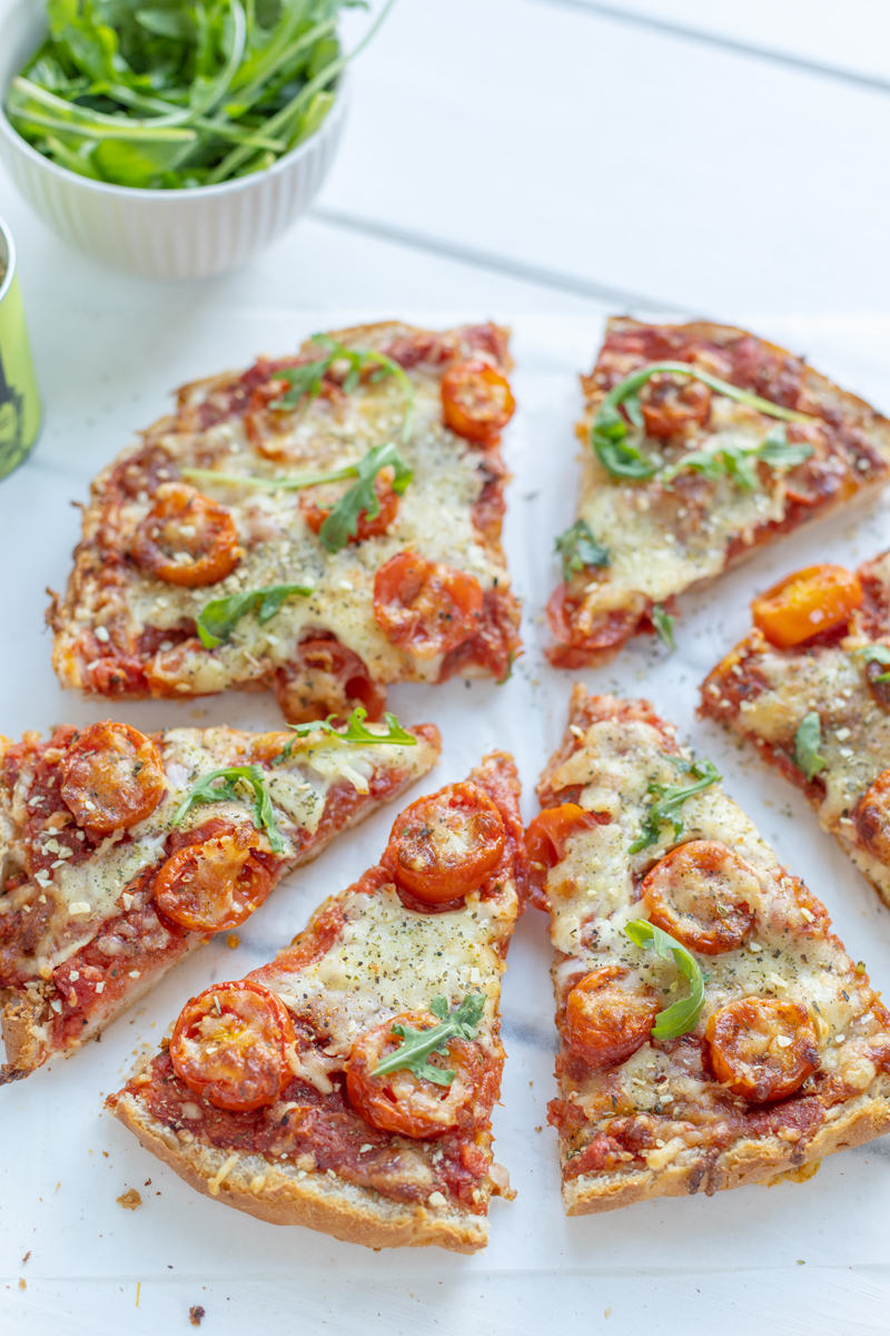 Unkompliziertes Essen: Fladenbrot Pizza