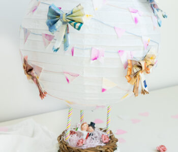 DIY Heißluftballon basteln als kreatives Geldgeschenk zur Hochzeit