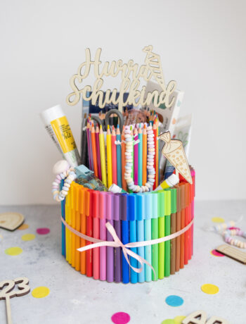 Einschulungs-Geschenk: Stifte-Torte basteln